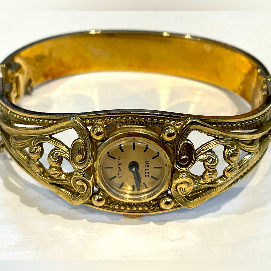 Jubilee 17 Jewels Vintage Ladies Wristwatch Gold Tone Great Condition